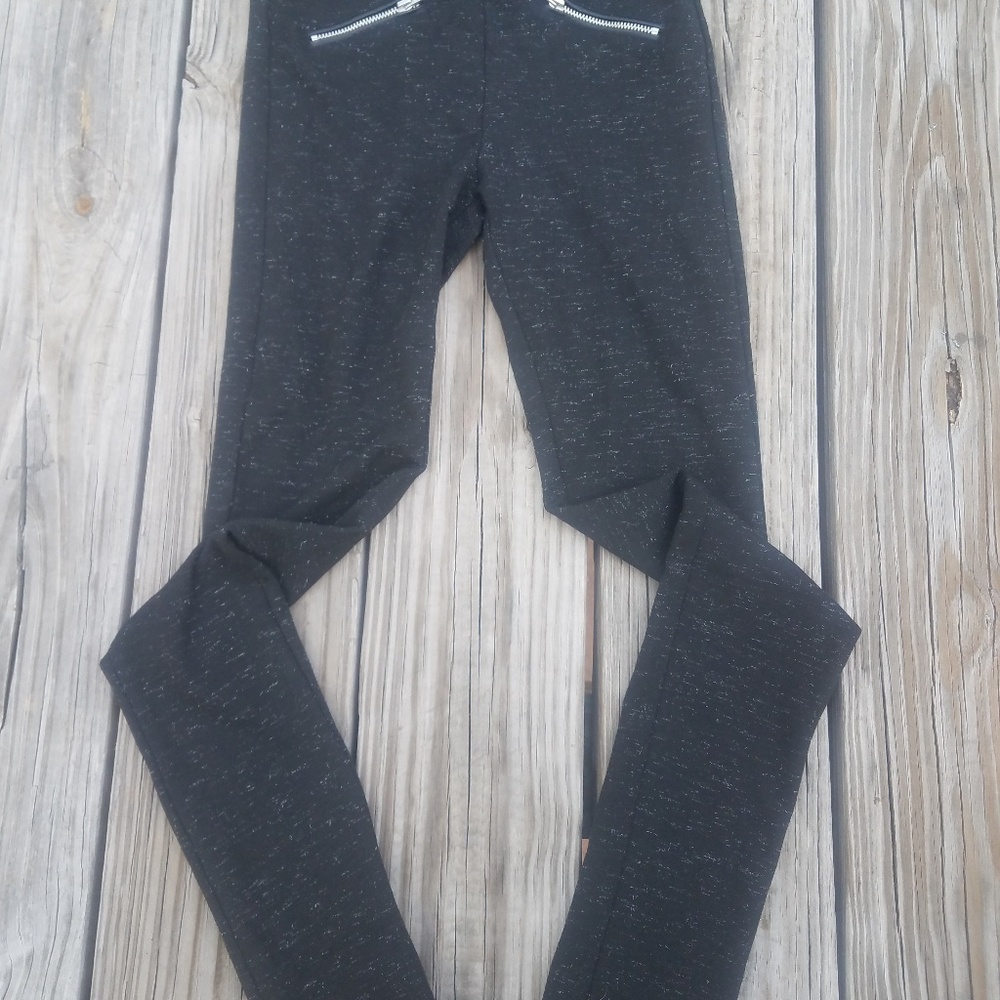 H&M NWOT Black Leggings Front Zippers Girl's Sz 10